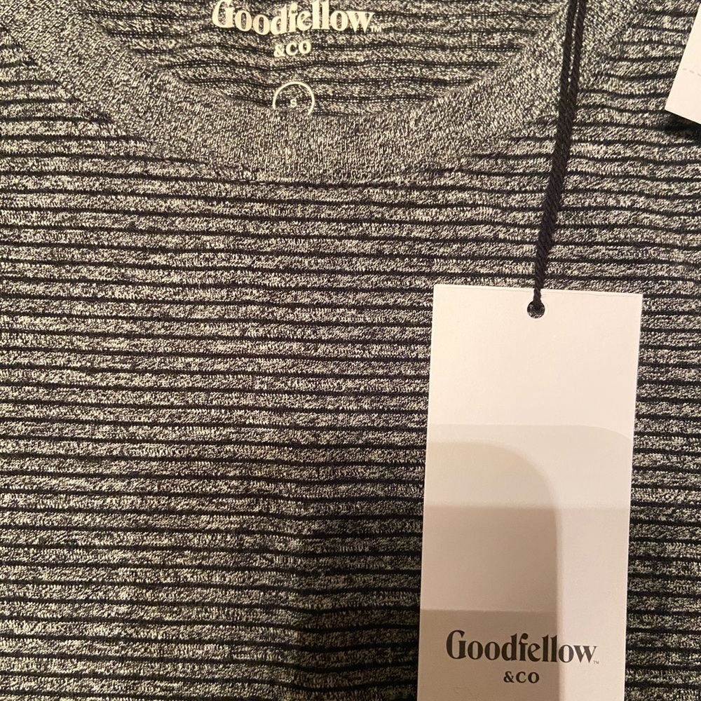 Men’s tee
